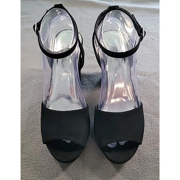 Black Chunky Heels – Women’s 9M –Ankle Strap Sandals – Goth Festival GUC - Picture 3 of 11